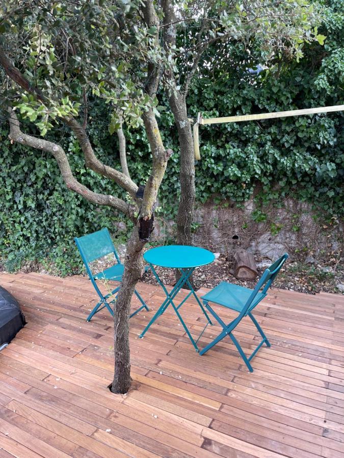 Appartement Indépendant - Terrasse, Jaccuzi, Et Piscine Restinclieres
